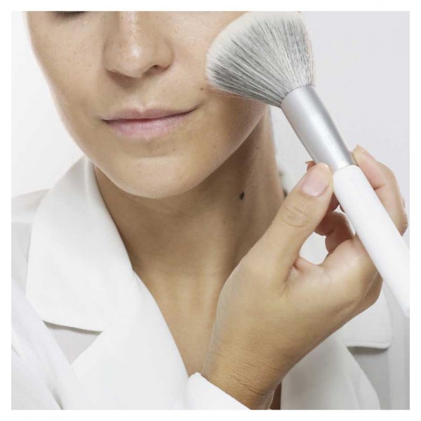 Beter Brocha para maquillaje en polvo nº81